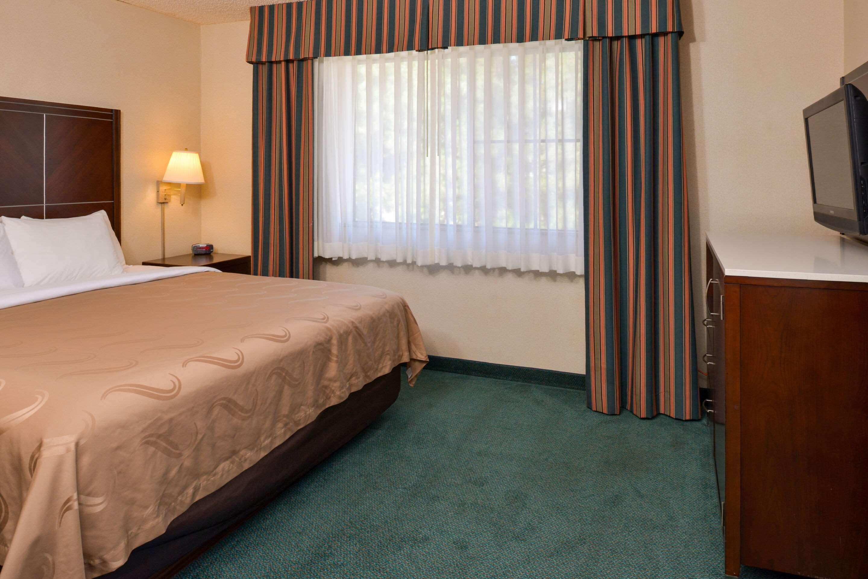Quality Inn & Suites Walnut - City Of Industry Buitenkant foto