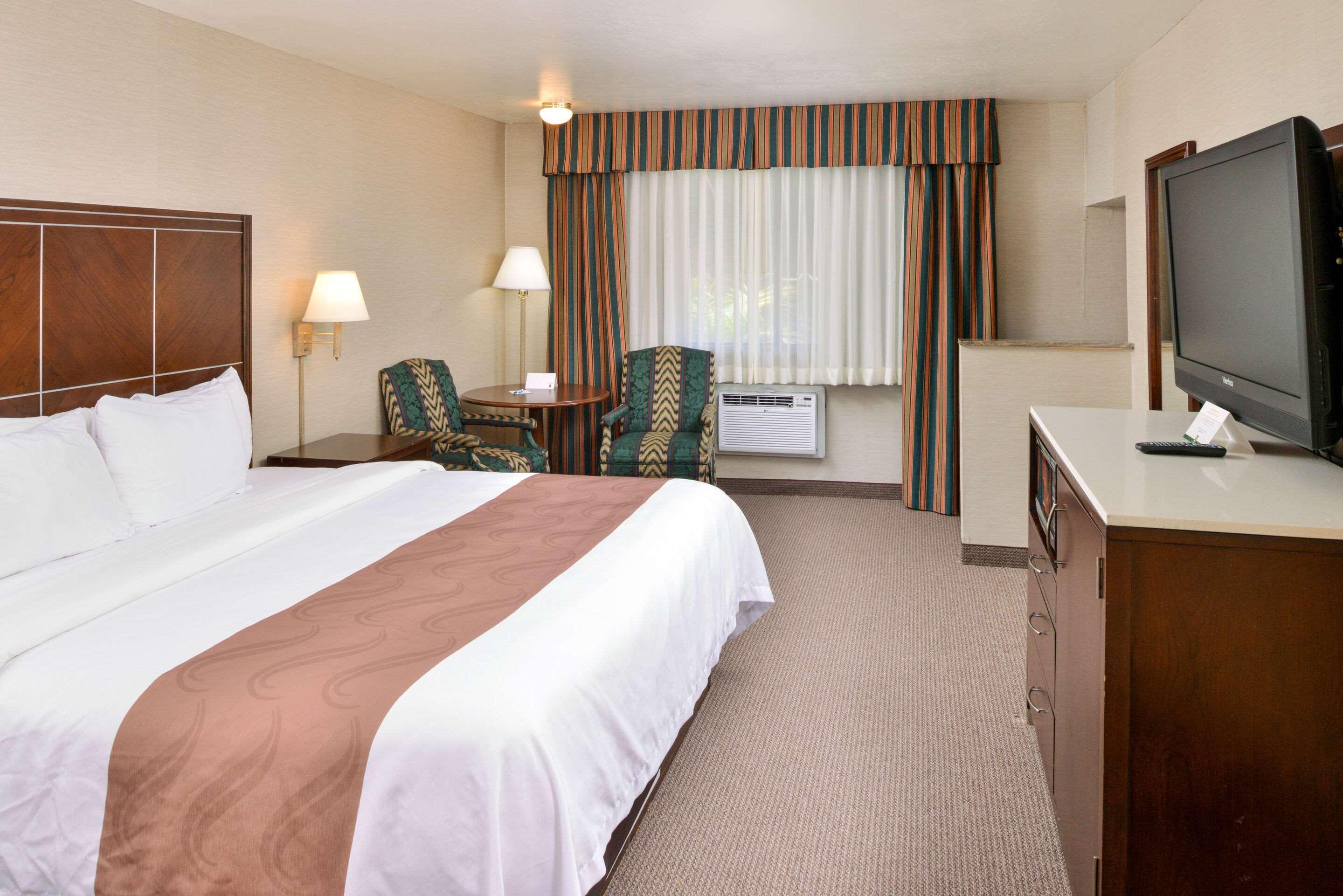 Quality Inn & Suites Walnut - City Of Industry Buitenkant foto