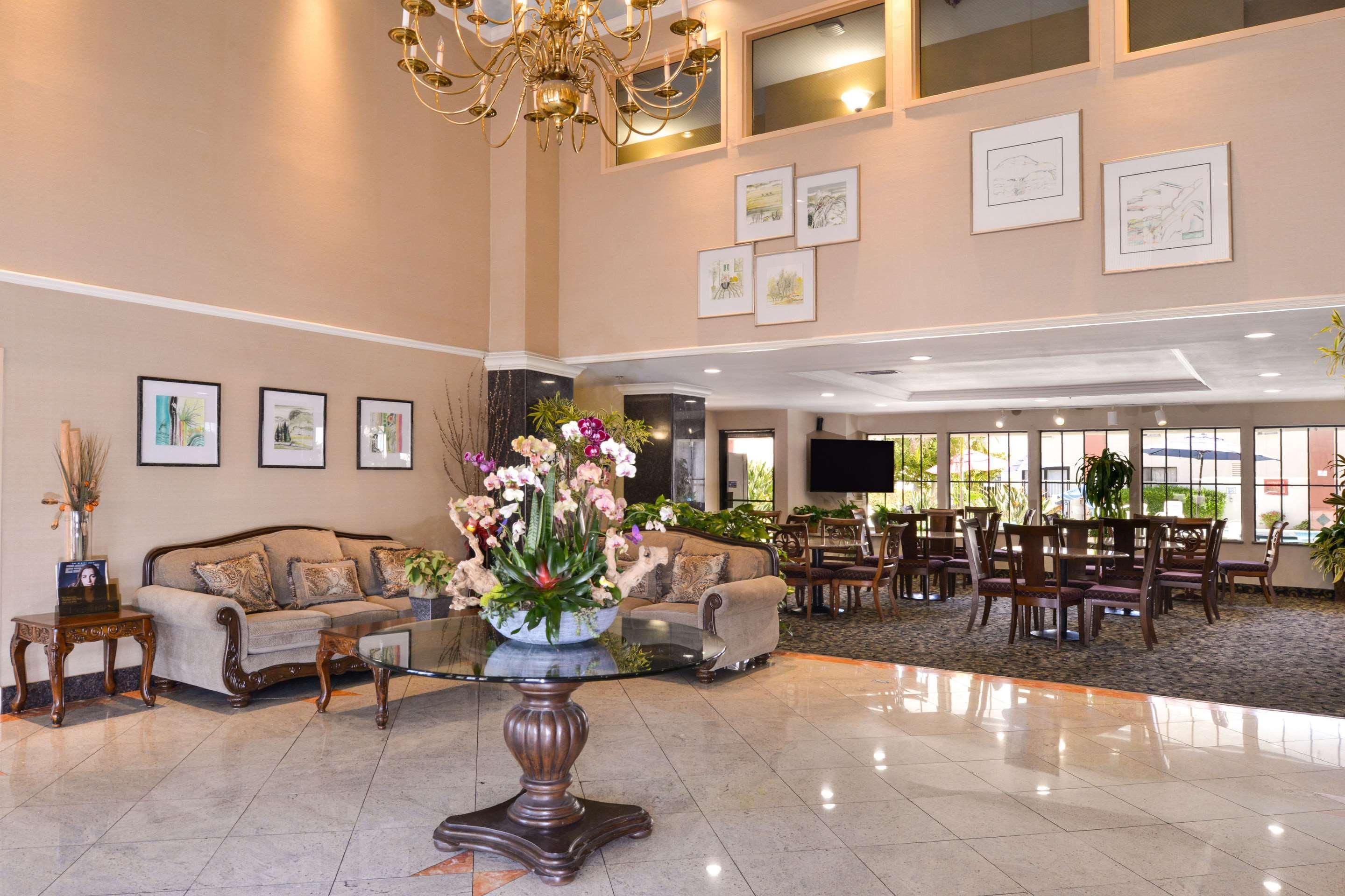 Quality Inn & Suites Walnut - City Of Industry Buitenkant foto