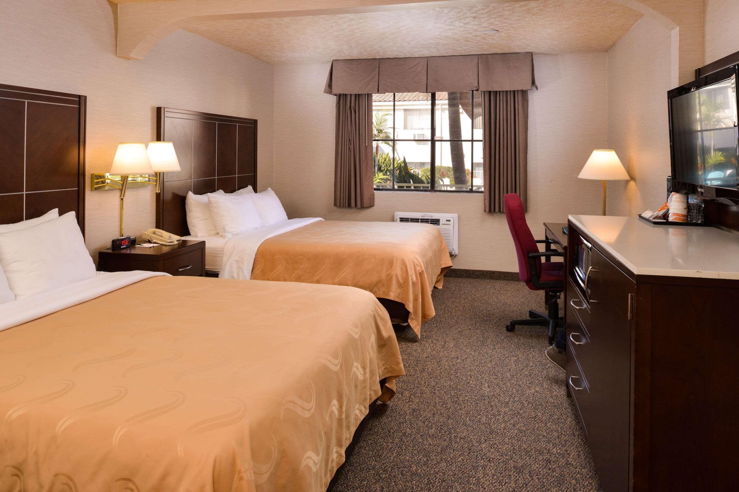 Quality Inn & Suites Walnut - City Of Industry Buitenkant foto