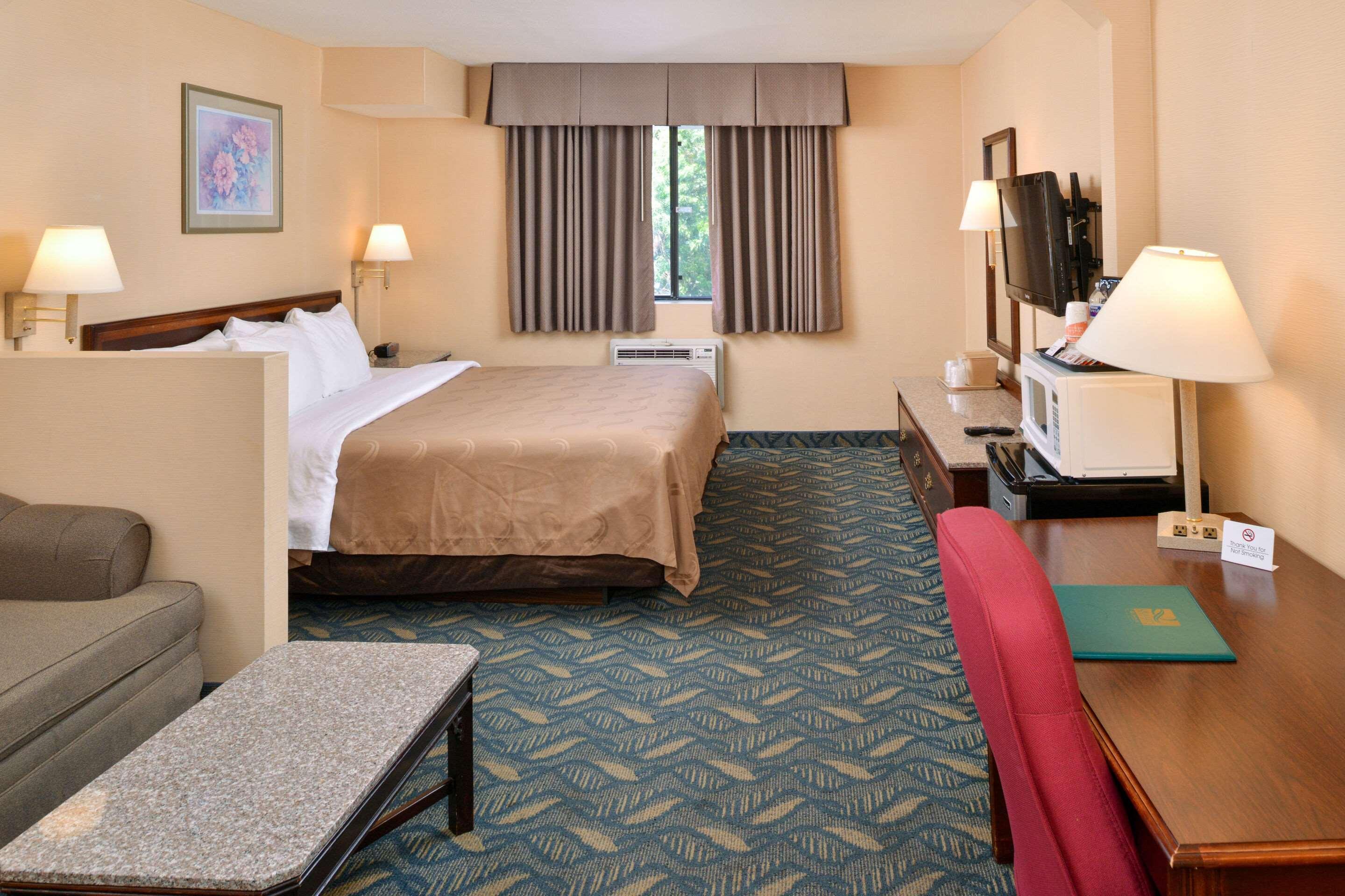 Quality Inn & Suites Walnut - City Of Industry Buitenkant foto