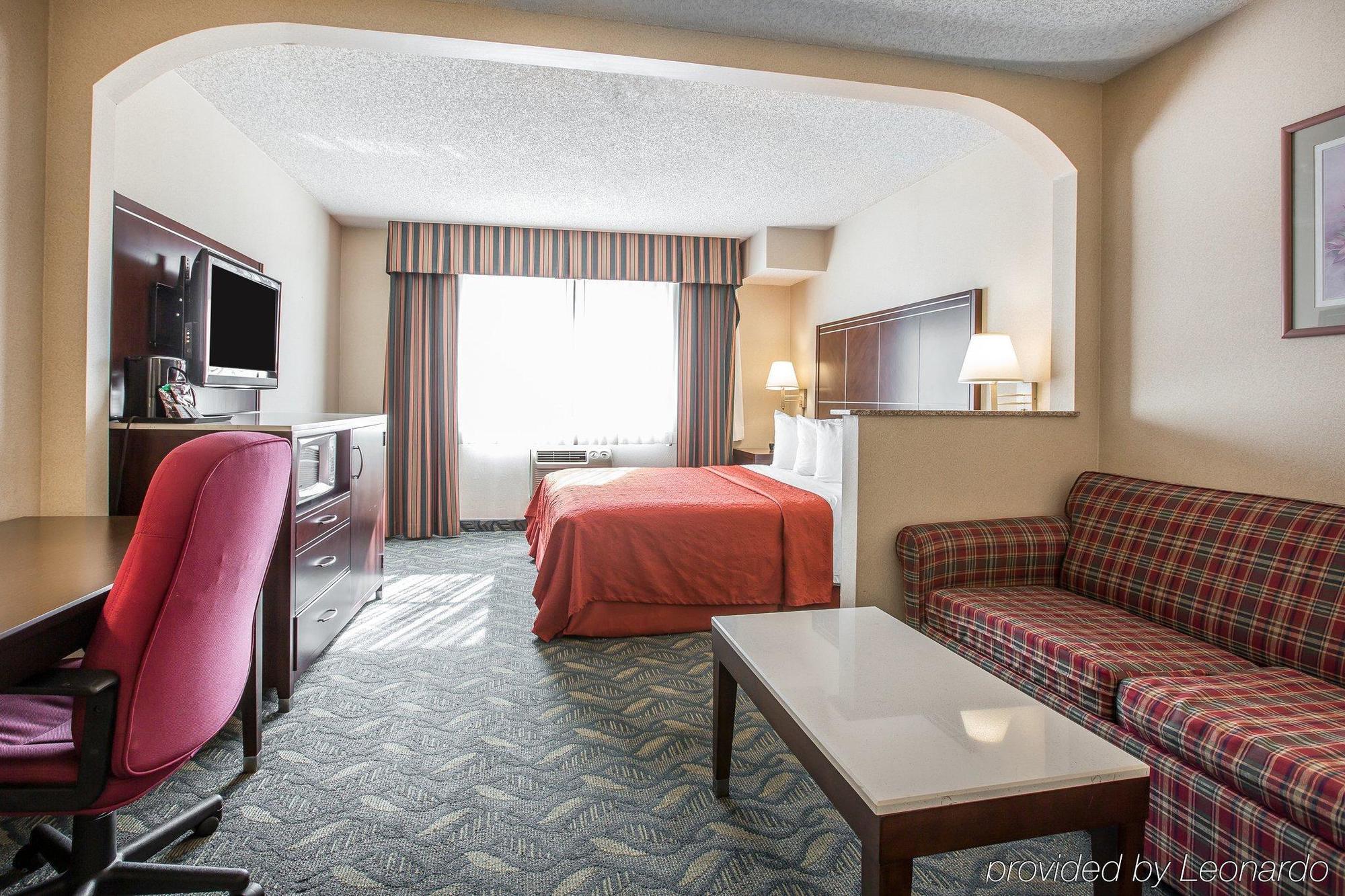 Quality Inn & Suites Walnut - City Of Industry Buitenkant foto