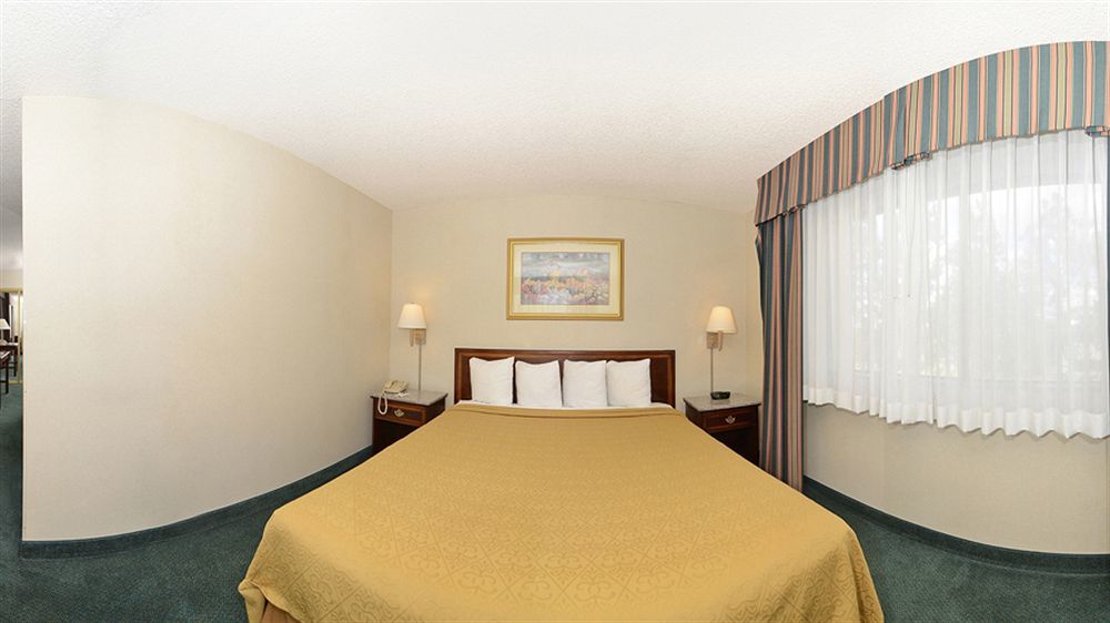 Quality Inn & Suites Walnut - City Of Industry Buitenkant foto