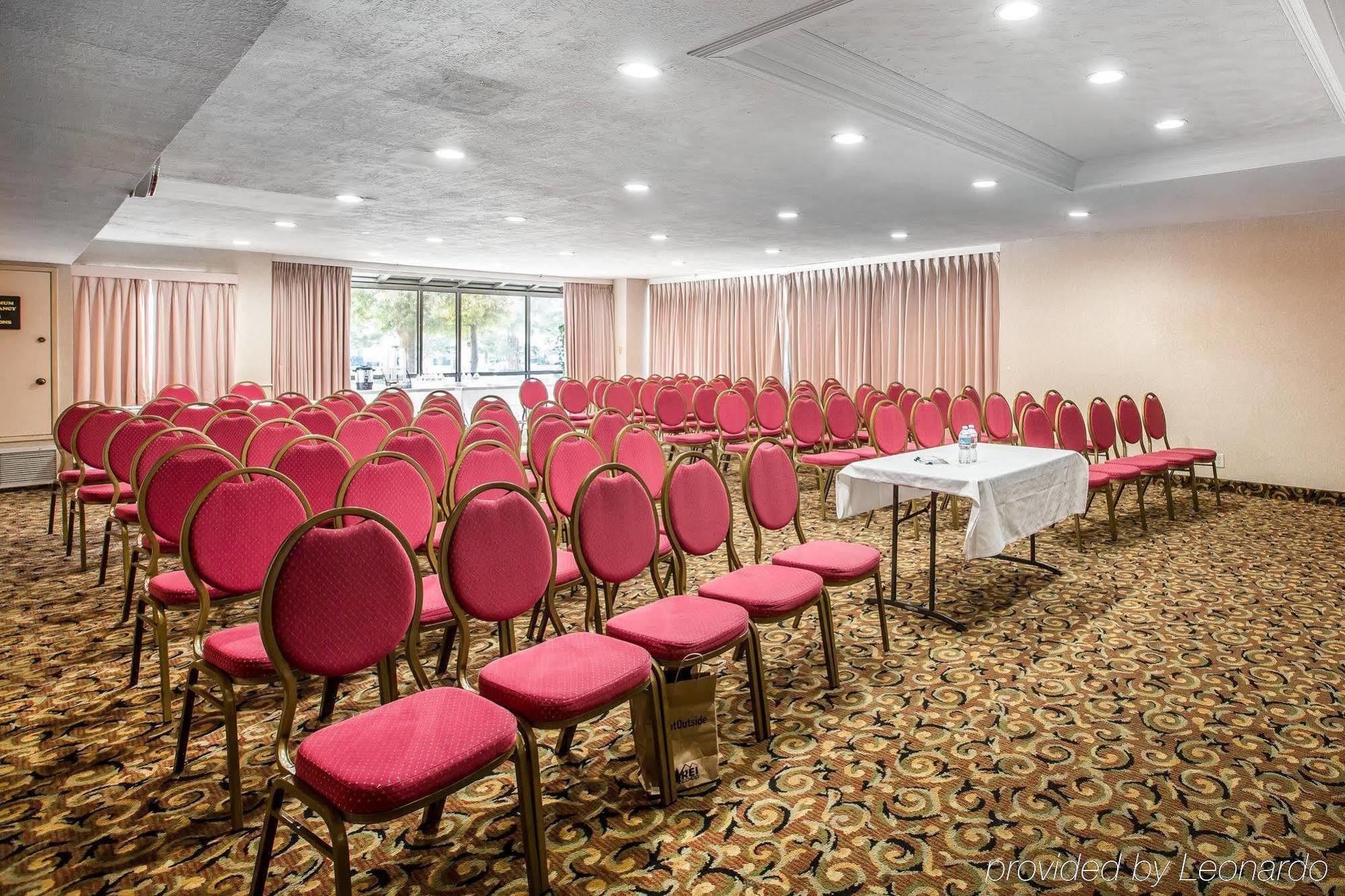 Quality Inn & Suites Walnut - City Of Industry Buitenkant foto